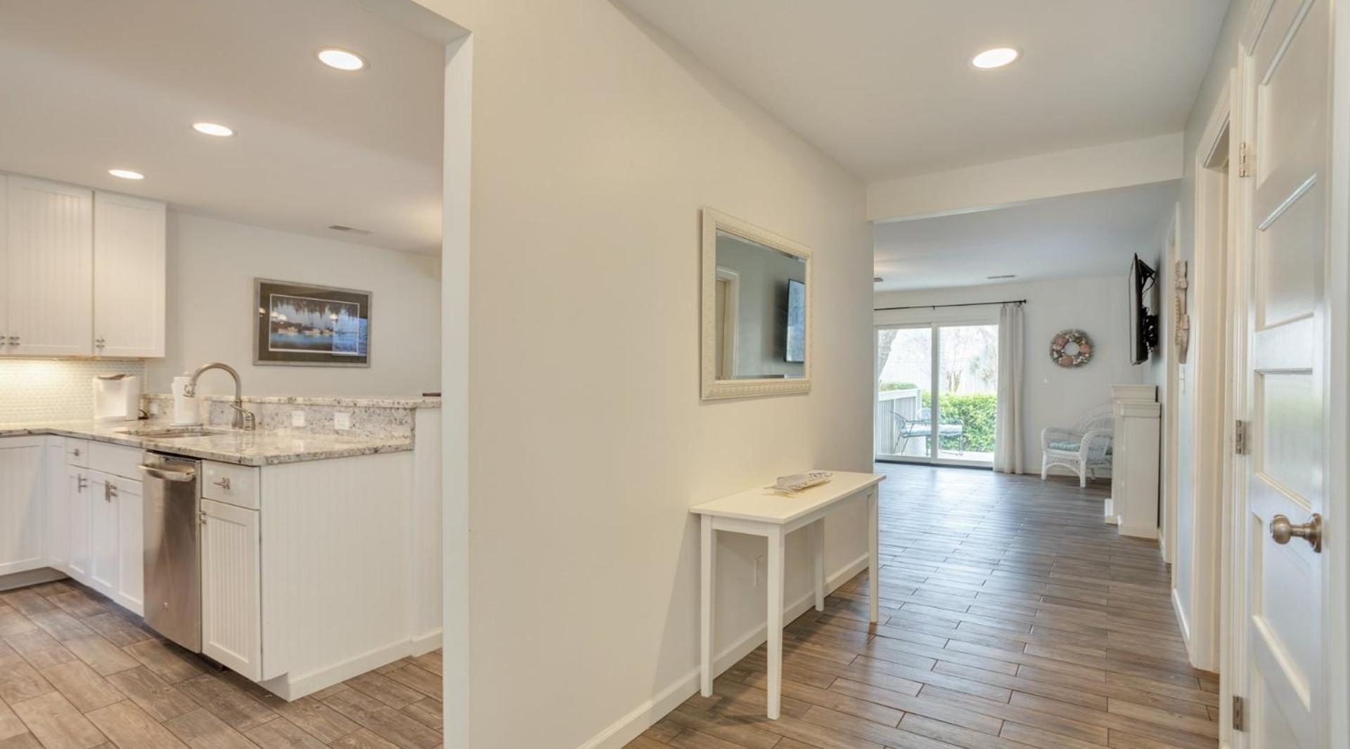 Complex Pool, Pet Friendly, Grill Villa Hilton Head Island Exterior photo